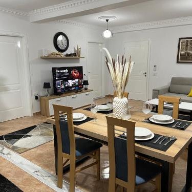 Daily rent apartment city center Elbasan 6 Thumbnail