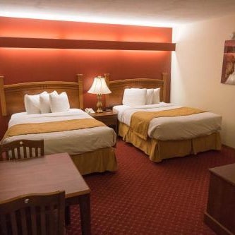 Shepherd Mountain Inn & Suites Thumbnail