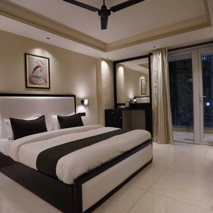 Townhouse Oak Udyog Vihar