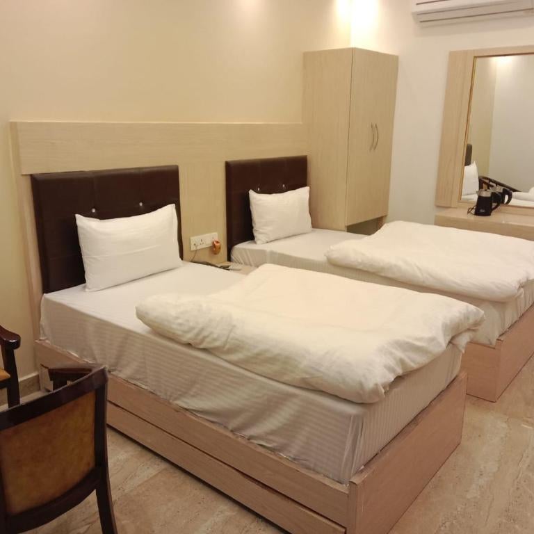 Hotel Varuna Grand Thumbnail