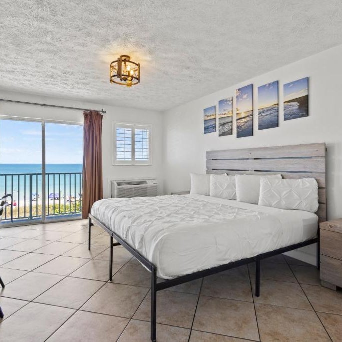Ocean View Hotel Room with Balcony- King Bed #25 Thumbnail