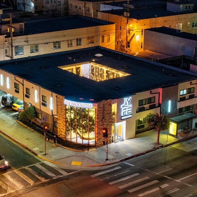 LYFE INN & SUITES by AGA - Beverly Hills Thumbnail