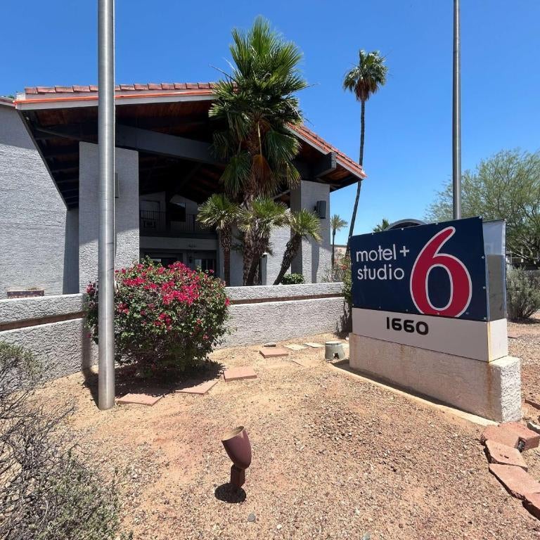 Studio 6 Tempe, AZ Elliot Road Thumbnail