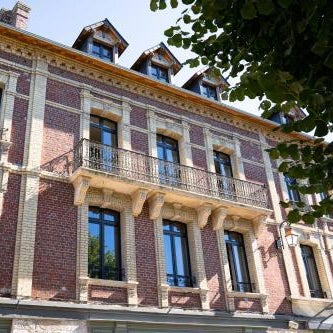 L'INVITATION AU VOYAGE - Hôtel & Spa Thumbnail