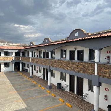 Hotel La Quinta Bonita Thumbnail