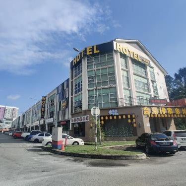 Smile Hotel Seri Kembangan