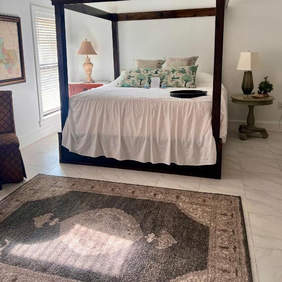 The Savannah Suite Thumbnail