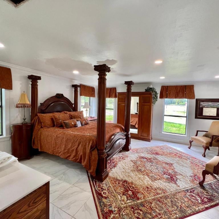 The Cora Suite Thumbnail