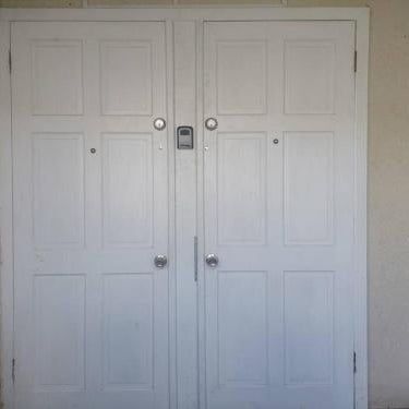 Cozy 1 bed Apt 2B in Rockley near American Embassy Thumbnail