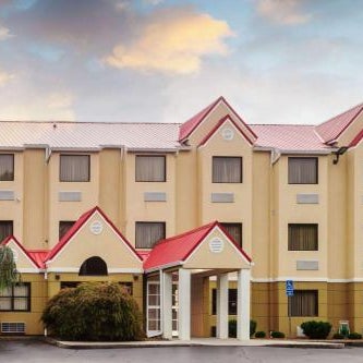Quality Inn & Suites Thumbnail