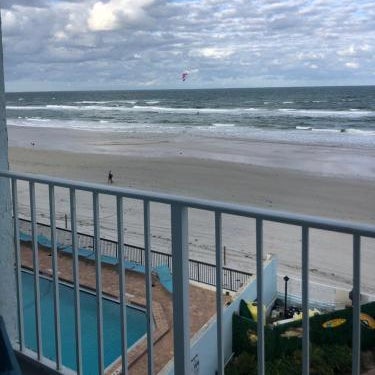 Beachside Hotel - Daytona Beach - NO POOL Thumbnail