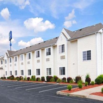 Microtel Inn & Suites by Wyndham Clarksville Thumbnail