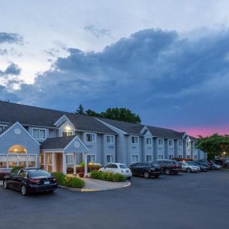 Microtel Inn & Suites By Wyndham Bethel/Danbury Thumbnail