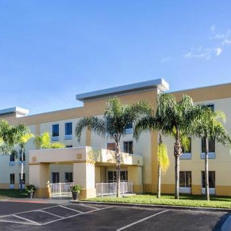 La Quinta Inn & Suites by Wyndham Orlando Universal Area Thumbnail