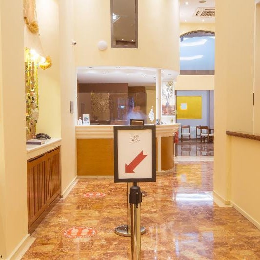 Marina Hotel