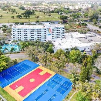 Chateau Mar Golf Resort, Trademark Collection by Wyndham Thumbnail