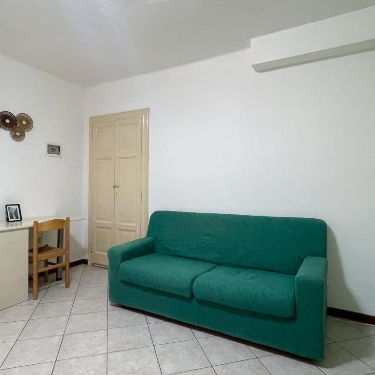 Roncati 7 center town studio apartments Thumbnail