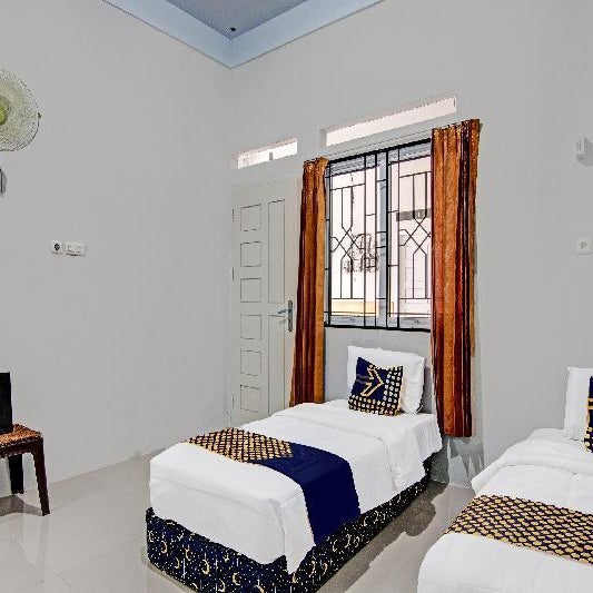 OYO 91847 Rumah Singgah Kinaya Syariah Thumbnail