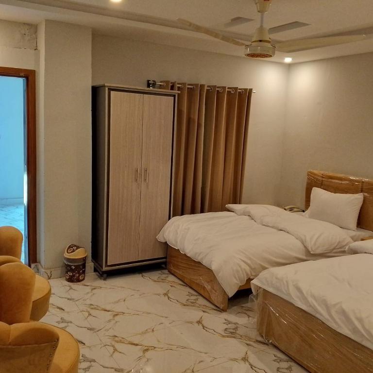 Hotel Crown Palace Thumbnail