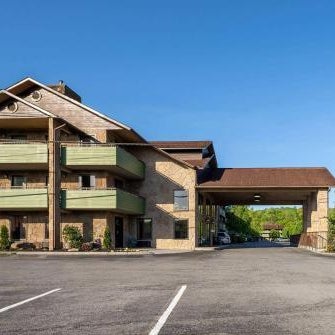 Days Inn By Wyndham Pigeon Forge South Thumbnail