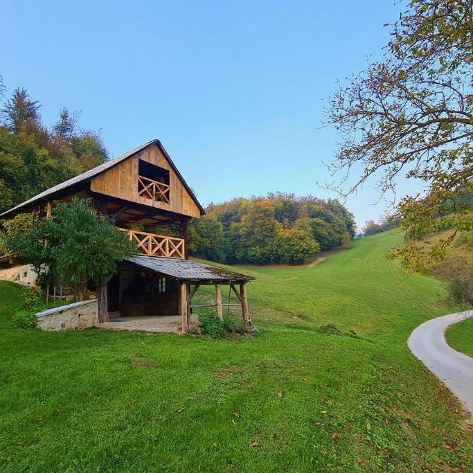 Apartments Pajek & Pajcevina on the Hayrack