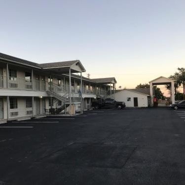 Cedar Creek Inn Thumbnail