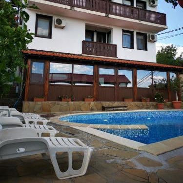 Family Hotel Arbanashka Sreshta Thumbnail
