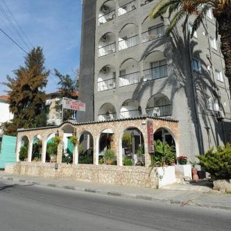 Le Village Hotel Thumbnail
