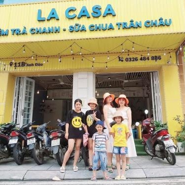 La Casa Homestay - 11B Anh Đào, Bãi Cháy Thumbnail