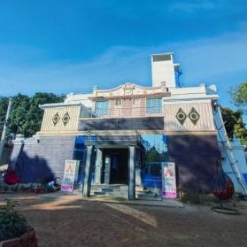Green View Hotel & Resort