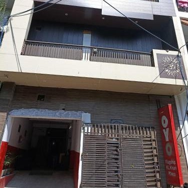 Hotel O KL khari Near Ashoka Park Mein Metro Thumbnail