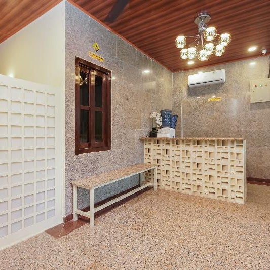 Urbanview Hotel Cantee Halim Perdanakusuma by RedDoorz Thumbnail