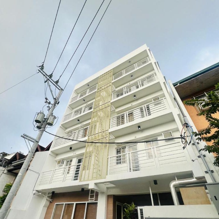 Airo Suites Makati Thumbnail