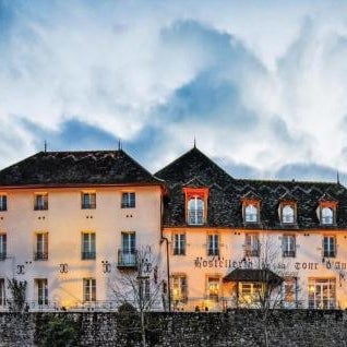 Hostellerie de la Tour d'Auxois