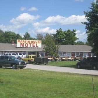 Martin House Motel Brookfield Thumbnail