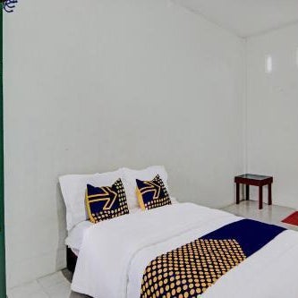 SPOT ON 91950 Guest House TekNong Syariah Thumbnail