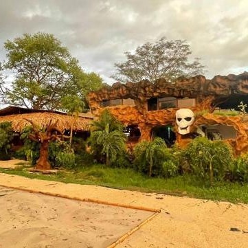 La Perla Negra Eco Pirate Resort