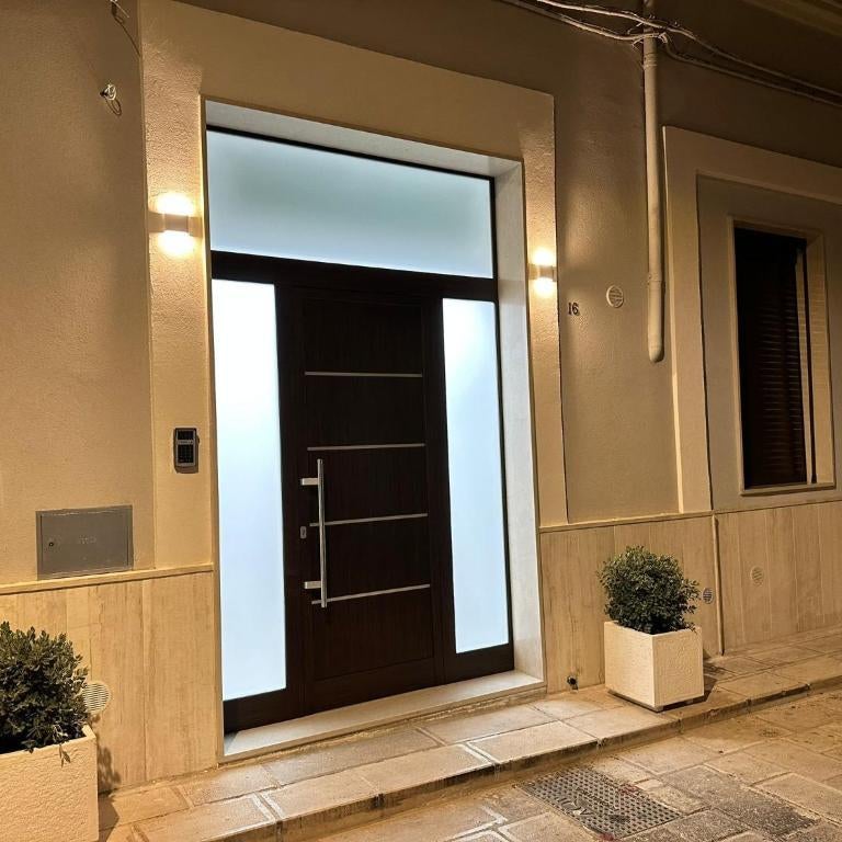 Hary Home Exclusive Rooms