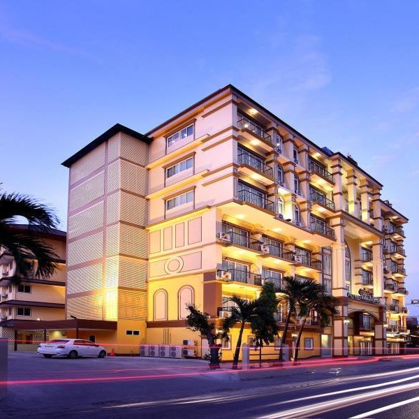 Victoria Nimman Hotel