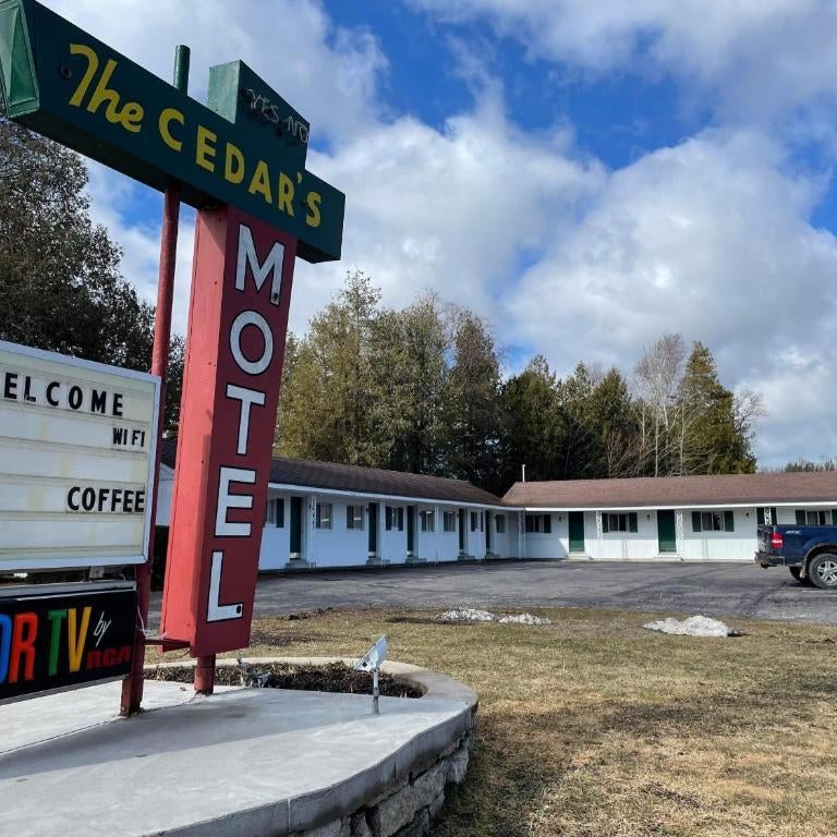 Cedars Motel Thumbnail