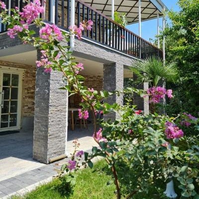 Sheki Hilal Boutigue Thumbnail