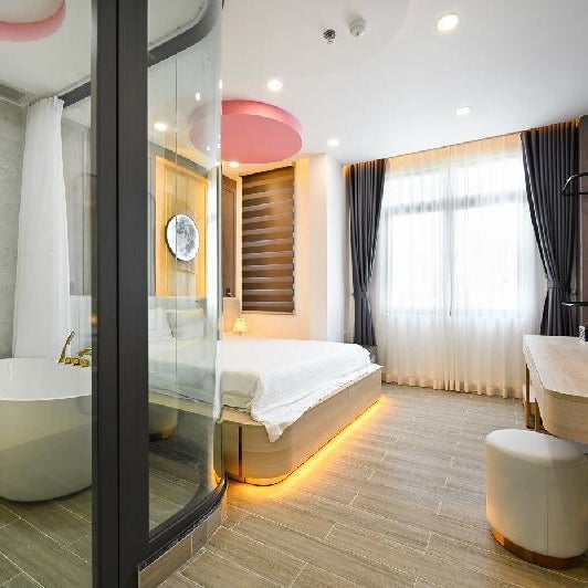 Lotus  Airport  Hotel Saigon Thumbnail