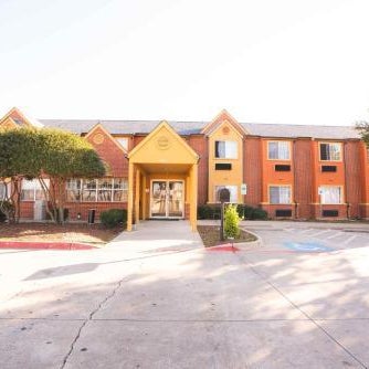 Regency Inn & Suites DFW Thumbnail