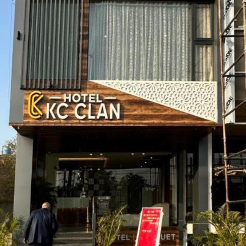 Hotel AKC Zirakpur - Boutique Premium Rooms