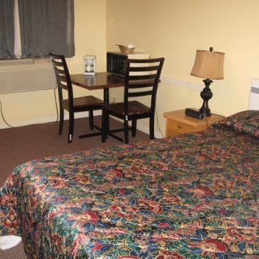 Pals Motel and RV Park Thumbnail