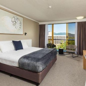 Pacific Hotel Cairns Thumbnail