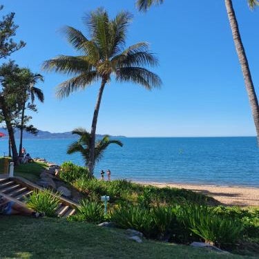 Waters Edge The Strand Thumbnail