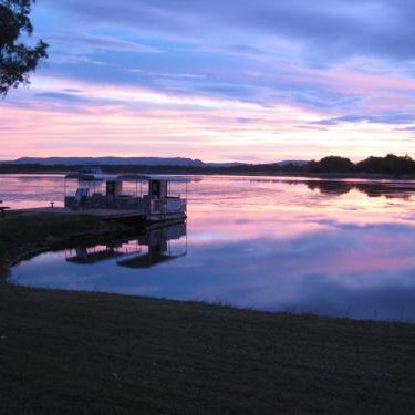 Lily Lagoon Resort
