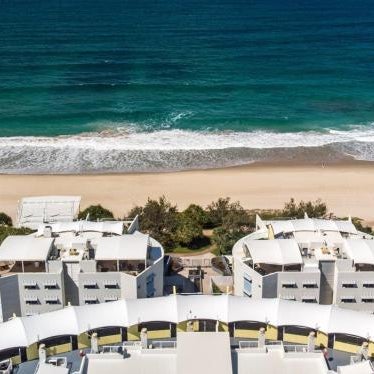 Rolling Surf Resort