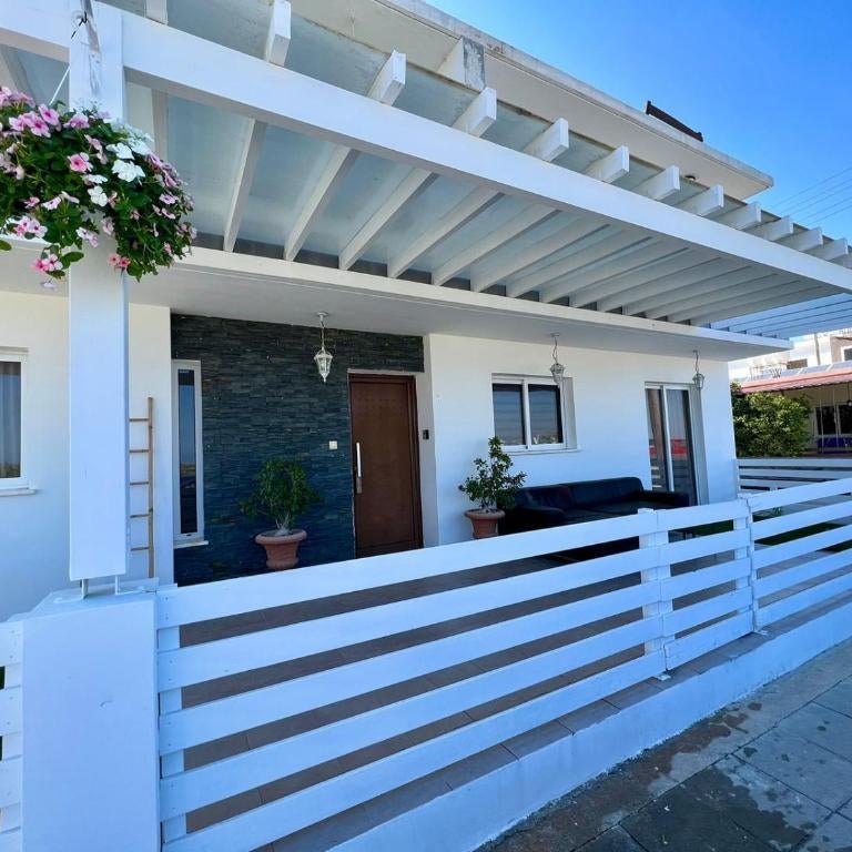 Fat Cow Apartments